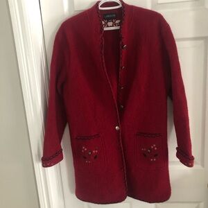 100% pure wool below the hip cardigan coat beautiful embroidery